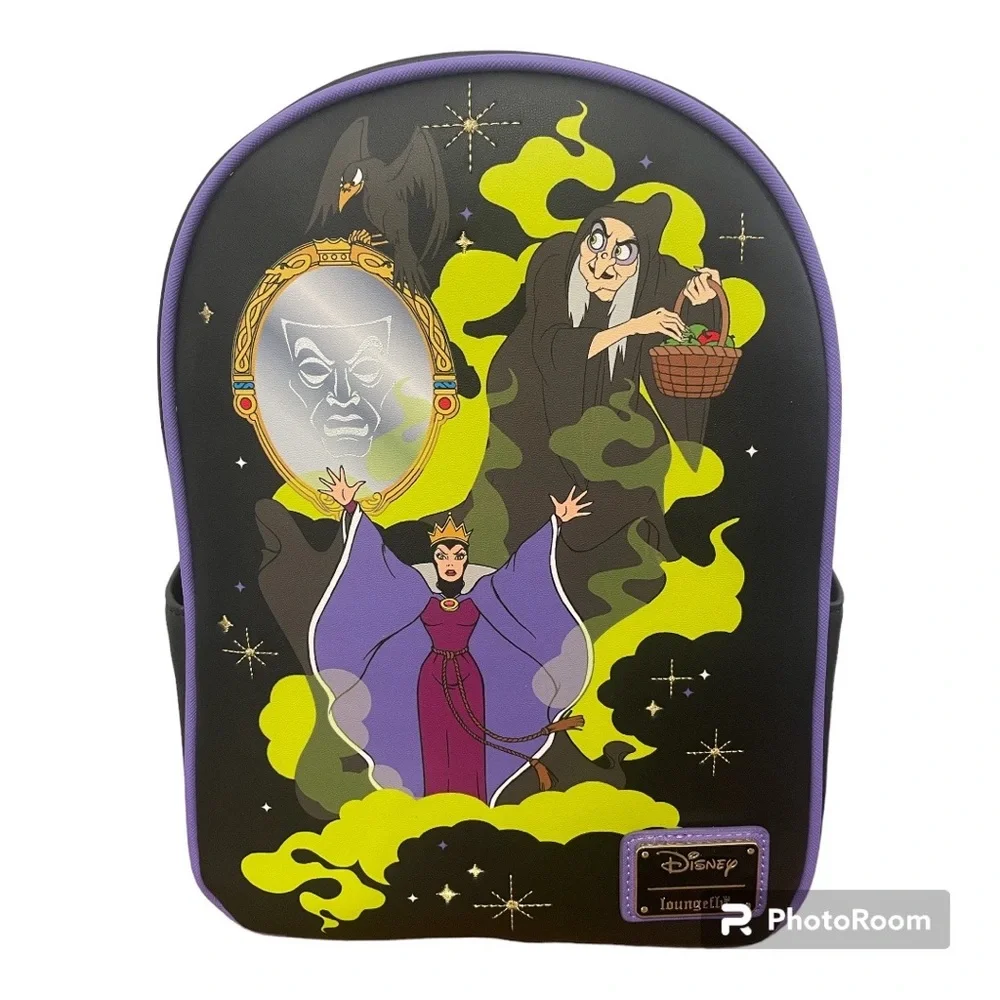 NWT Disney’s Snow White and the seven Dwarfs Evil Queen Backpack